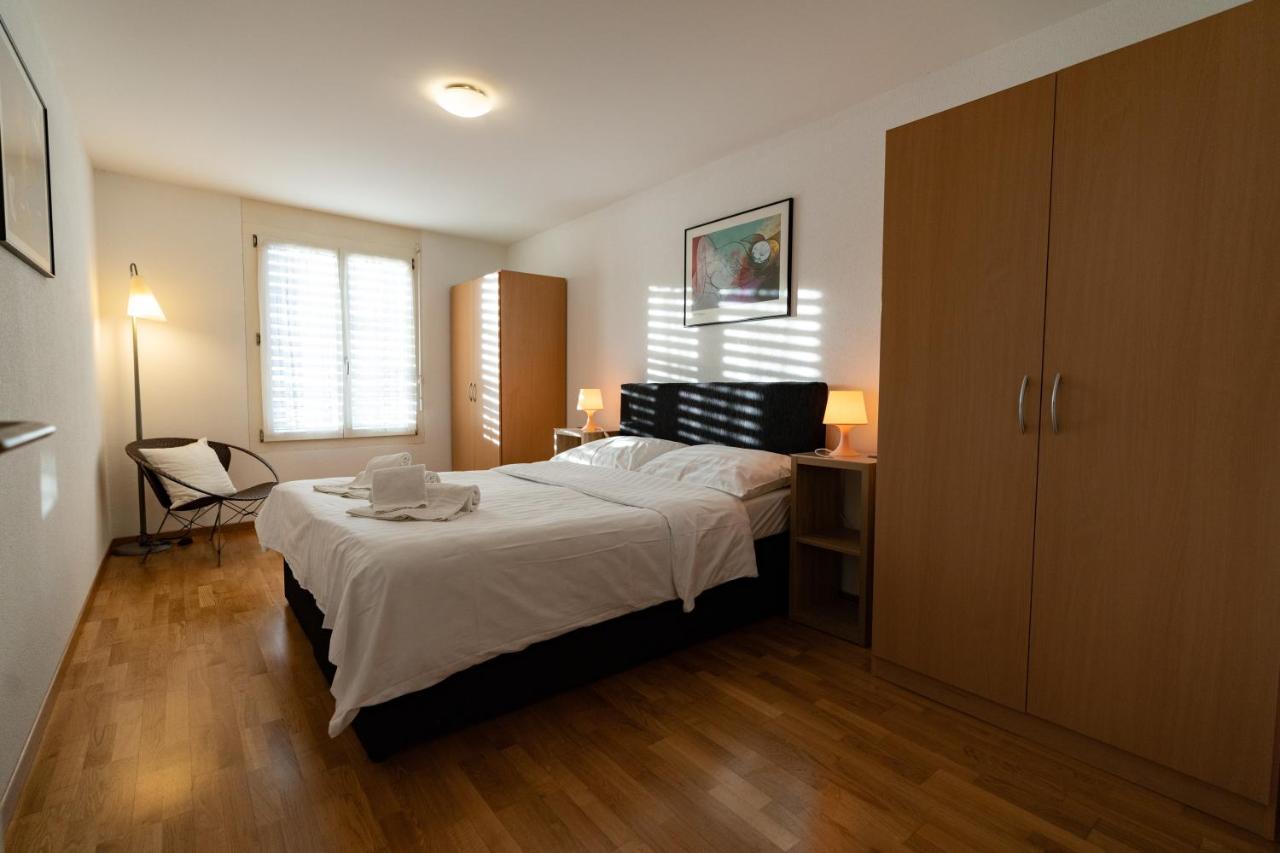 Los Lorentes Residences Bulle Phòng bức ảnh